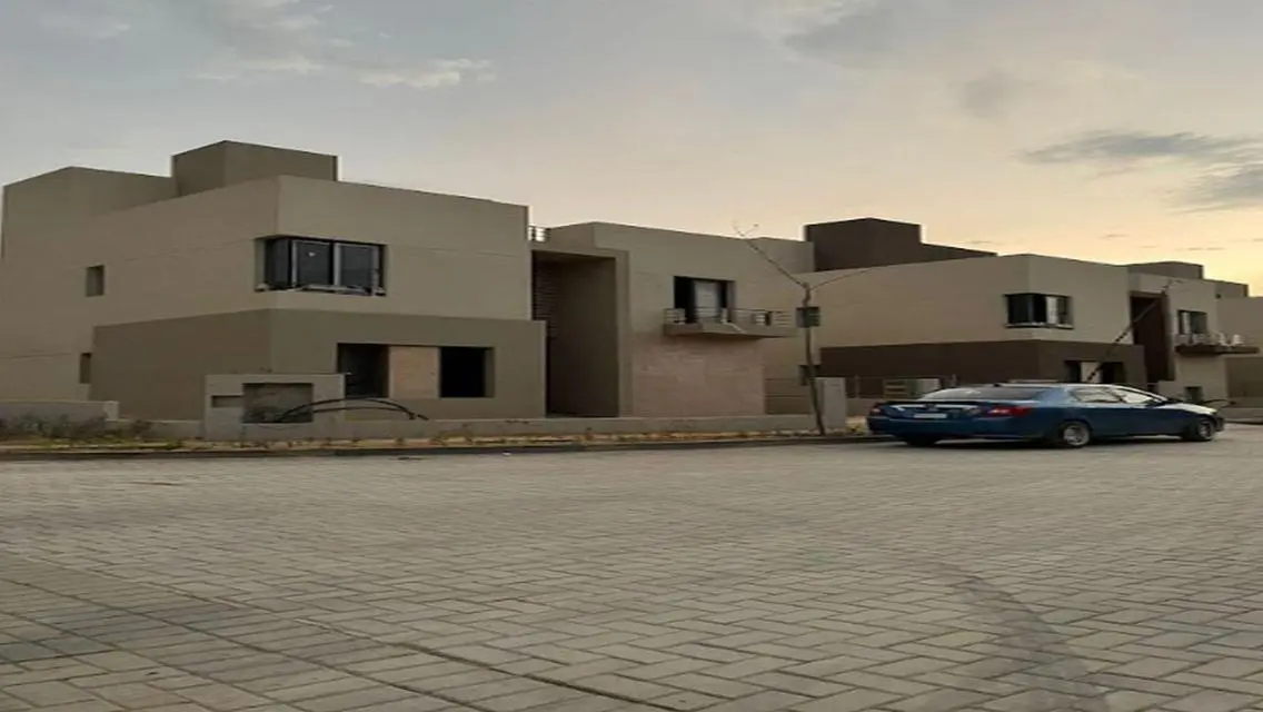 فيلا في باديه بالم هيلز قرب ذا كراون و أركان بلازا