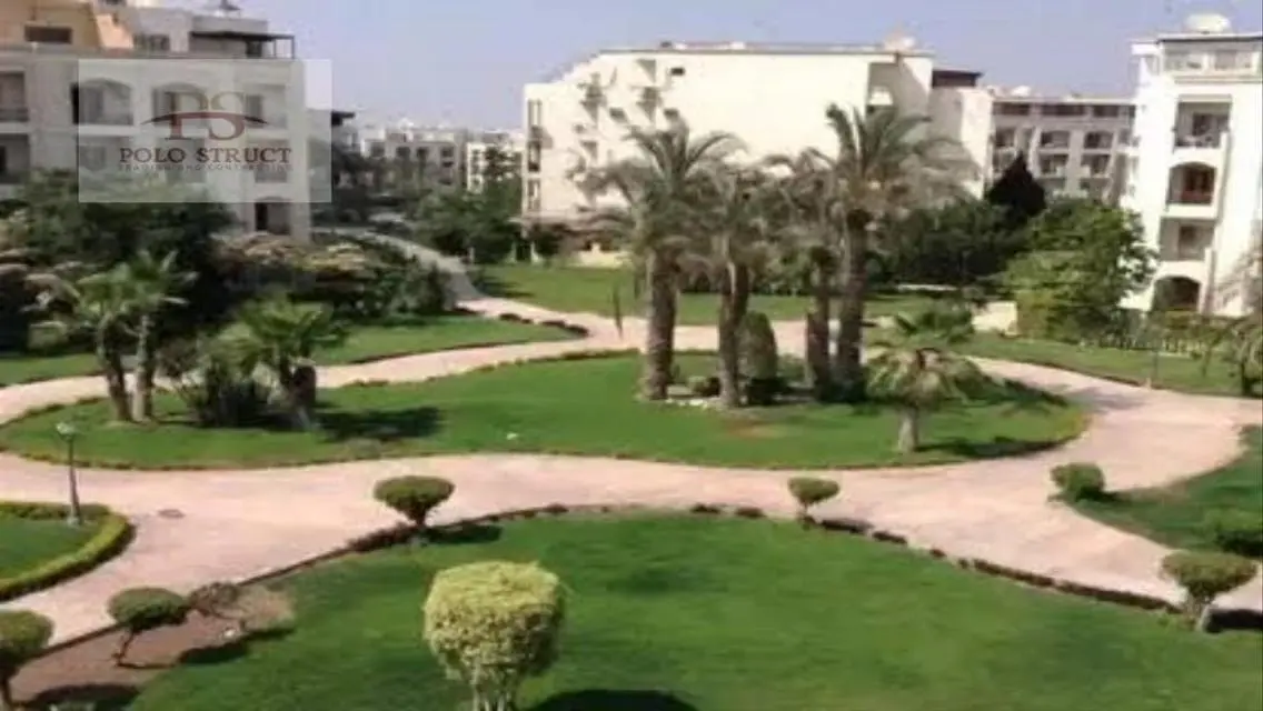 للبيع توين هاوس ٣٣٠متر موقع مميز سغر لقطه
