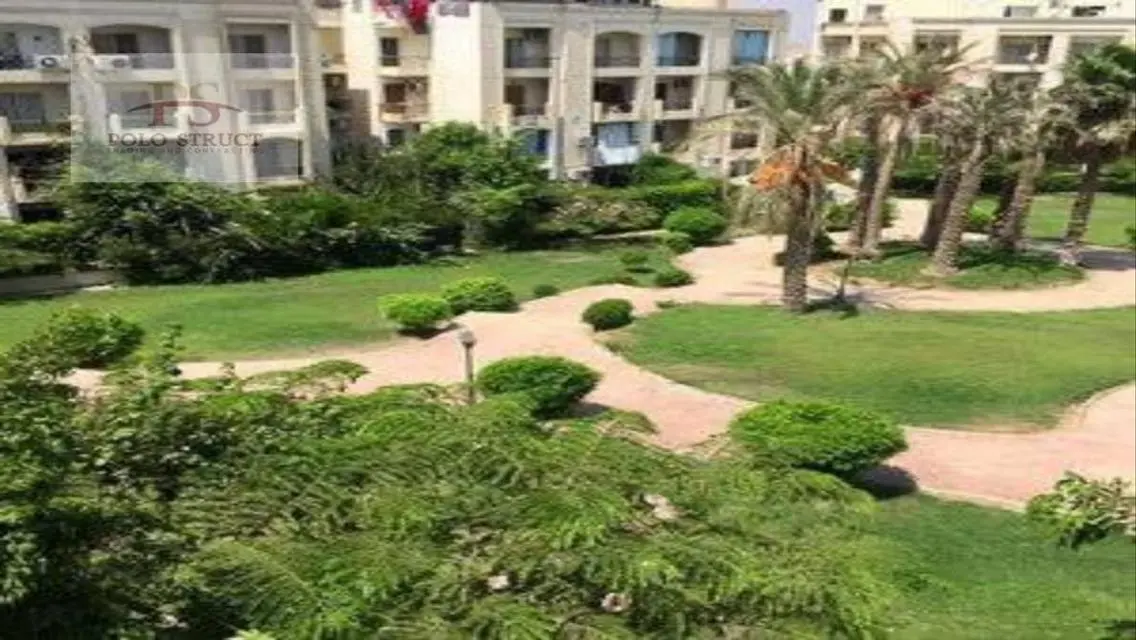 للبيع توين هاوس ٣٣٠متر موقع مميز سغر لقطه
