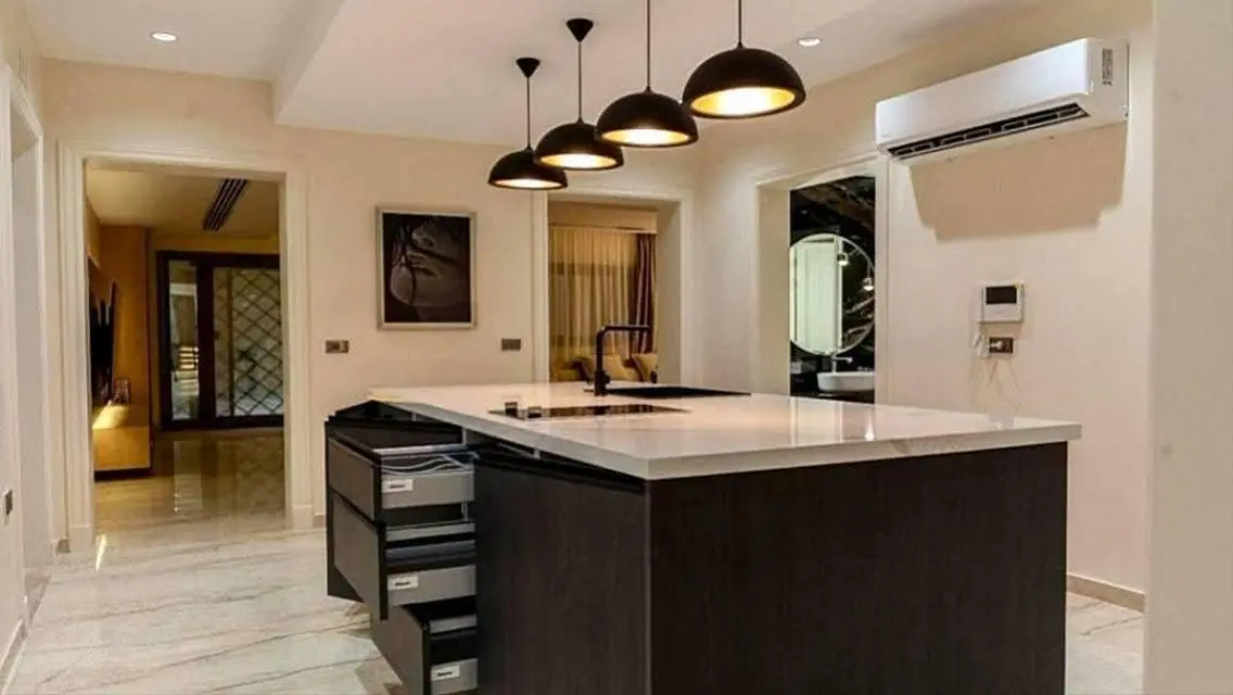 Villa  1800 m with furniture _New Cairo