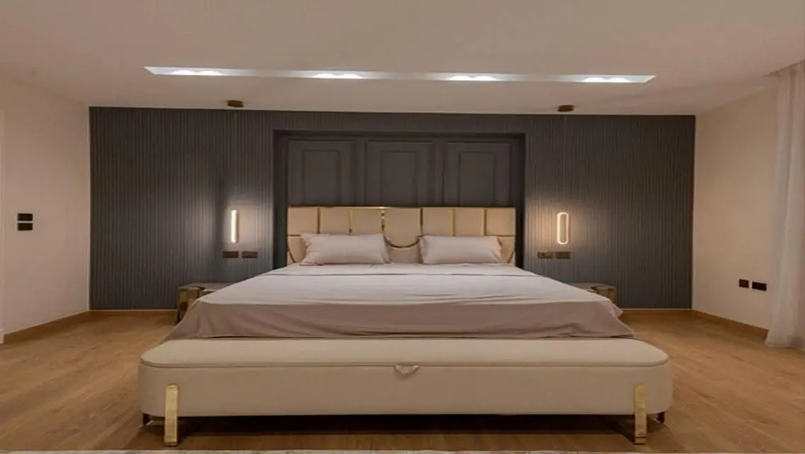 Villa  1800 m with furniture _New Cairo
