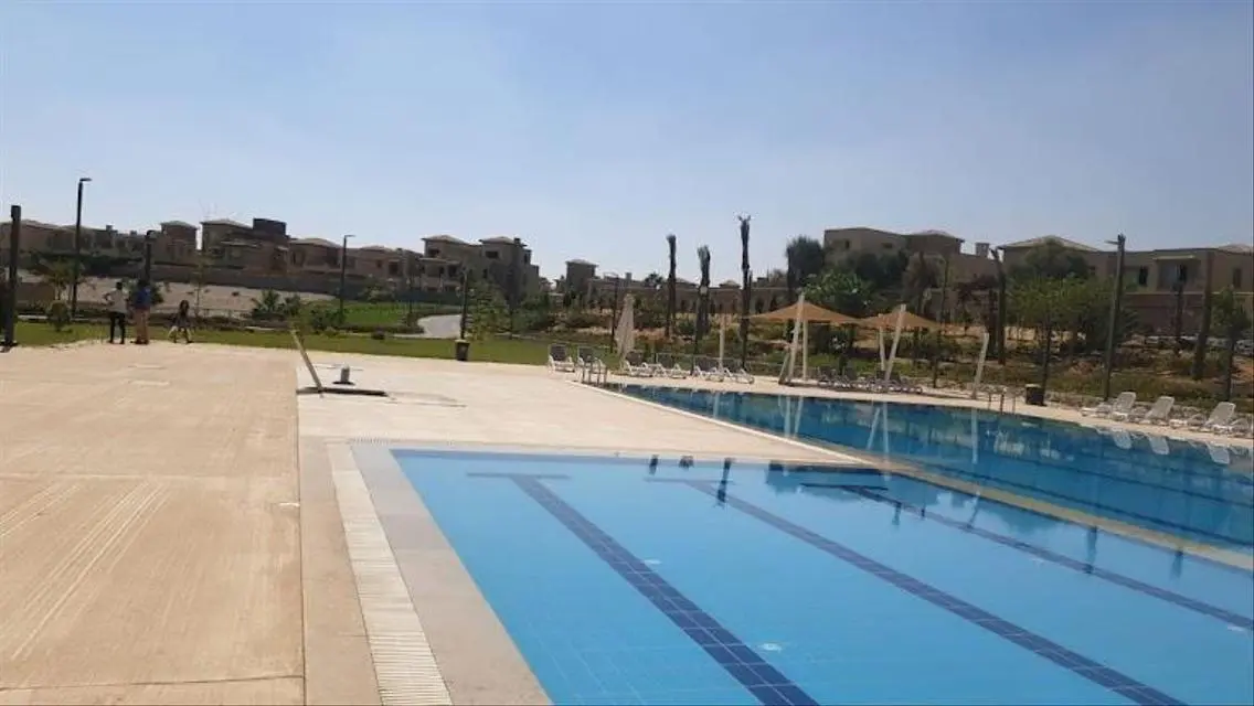 فيلا1460 م  في كمبوند  pk1 بالم هيلز قطاميه
