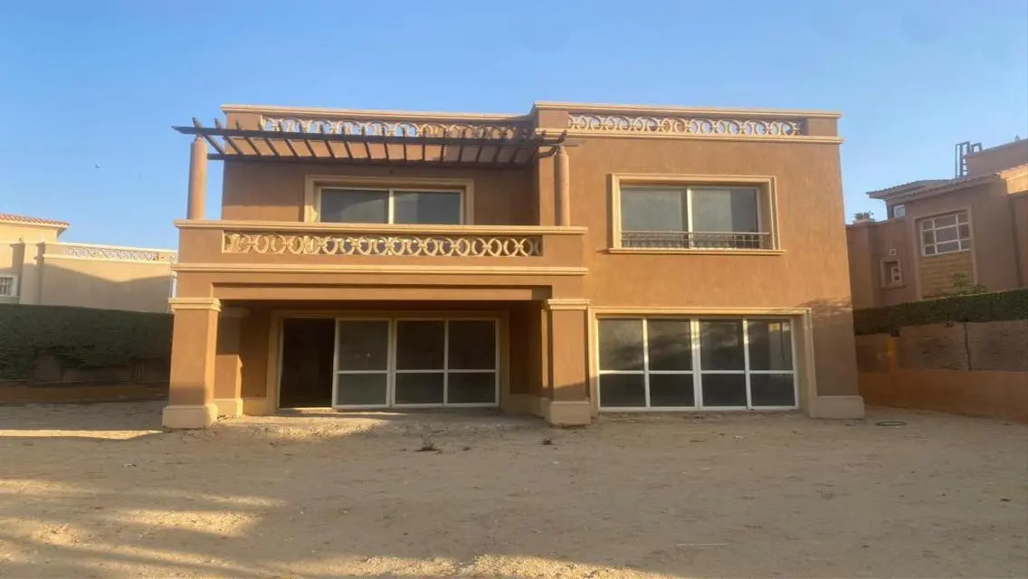 Villa 1200 m In bellagio compound _North 90th