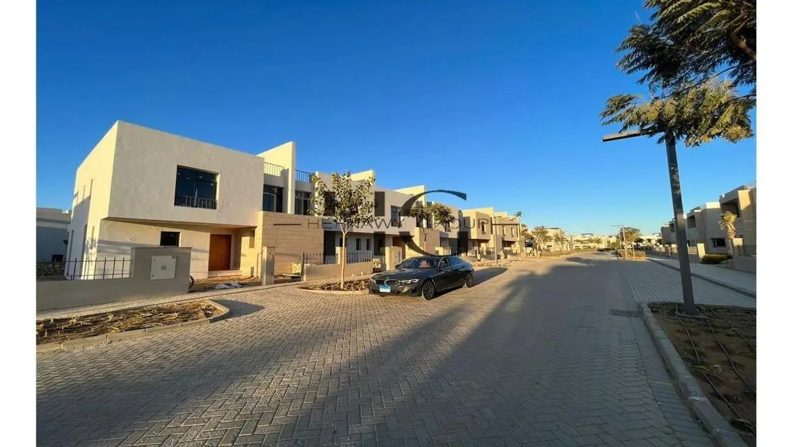 &#34;Townhouse For Sale In O West