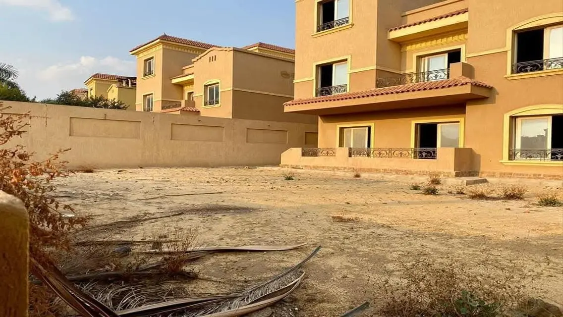 Villa 6 master bedrooms_ les Rios compound rois