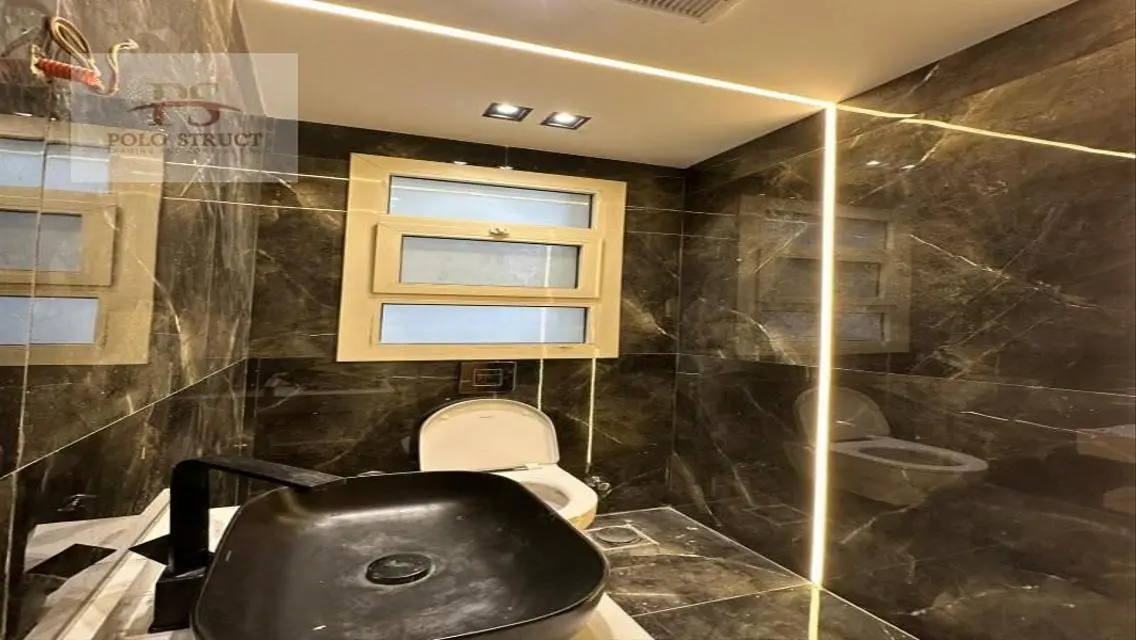 للايجار ميدل تاون هاوس 312متر - تشطيب كامل