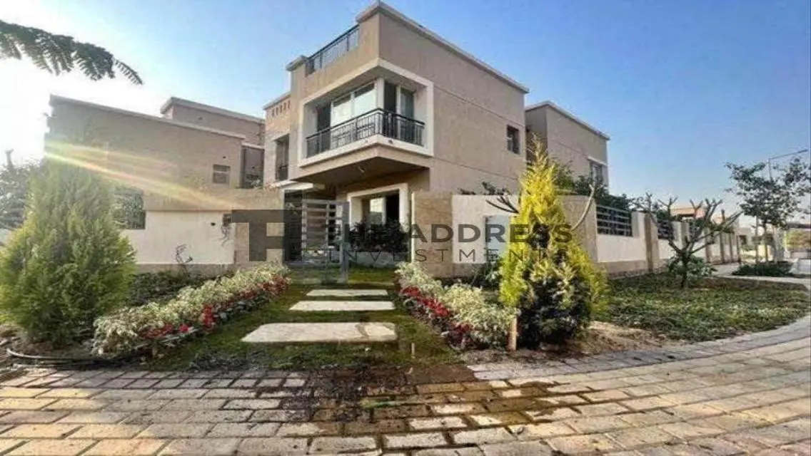 Villa Eden Garden Installments in The Median