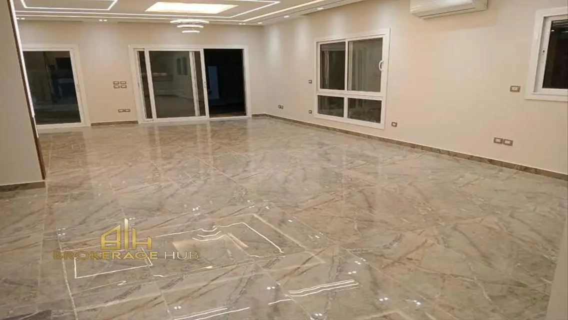 Luxury Apartment for Rent with 450 Square Meters