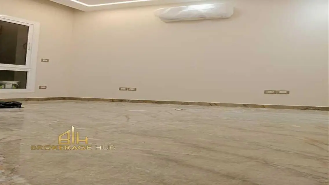 Luxury Apartment for Rent with 450 Square Meters
