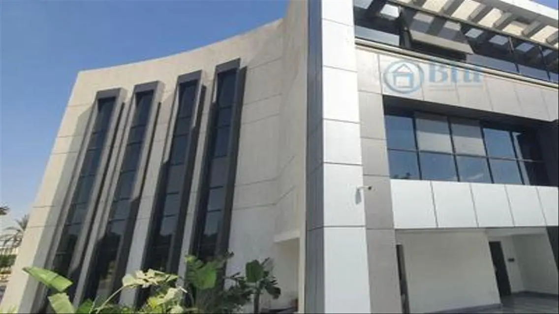 Finished 91M for Rent Prime Location Open View