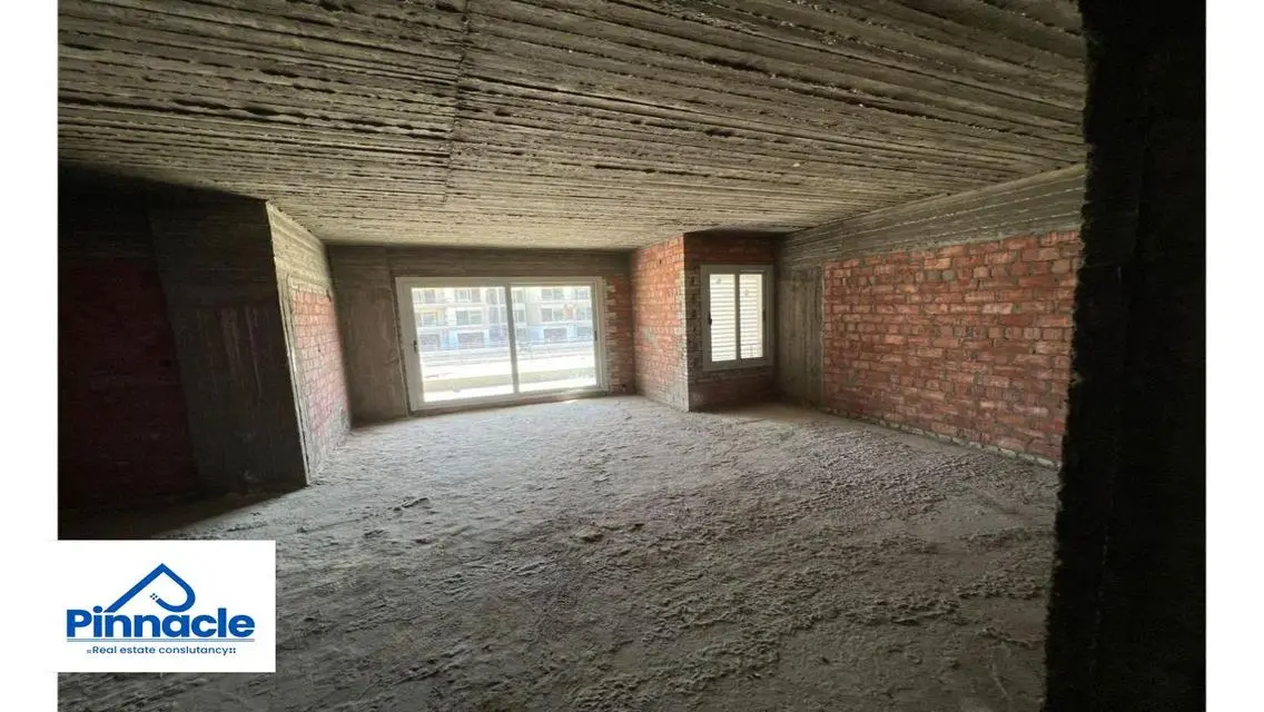 Apartment for sale in Palm Hills New Cairo 206 m