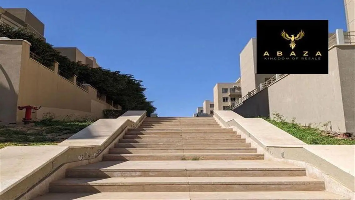 Studio for rent in The Village New Cairo 88+60m