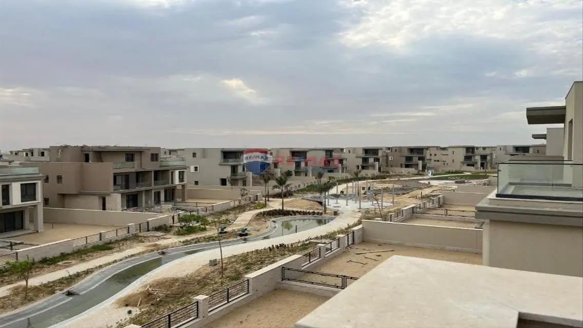 Twinhouse Installments 2030 -The Estates Compoud