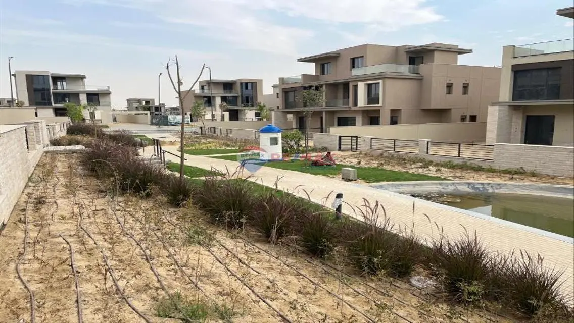 Twinhouse Installments 2030 -The Estates Compoud