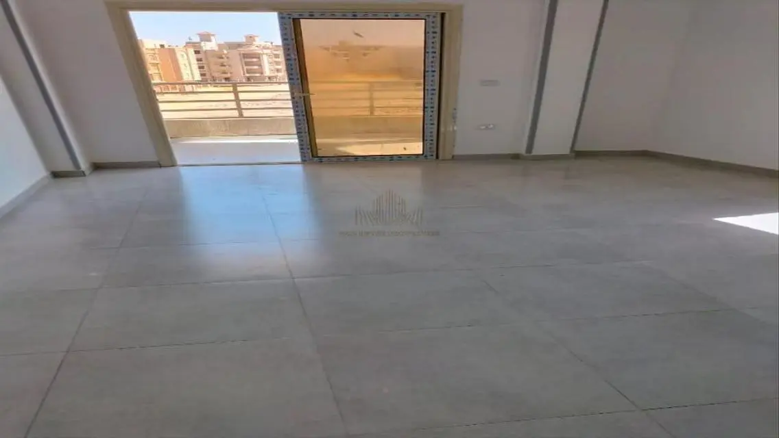 1 Minute from katmya dunes, 2 Minutes from Mivida