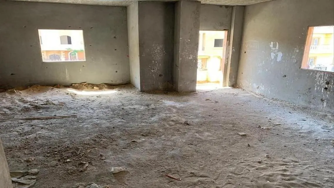 apartment for sale in villa close to waterway