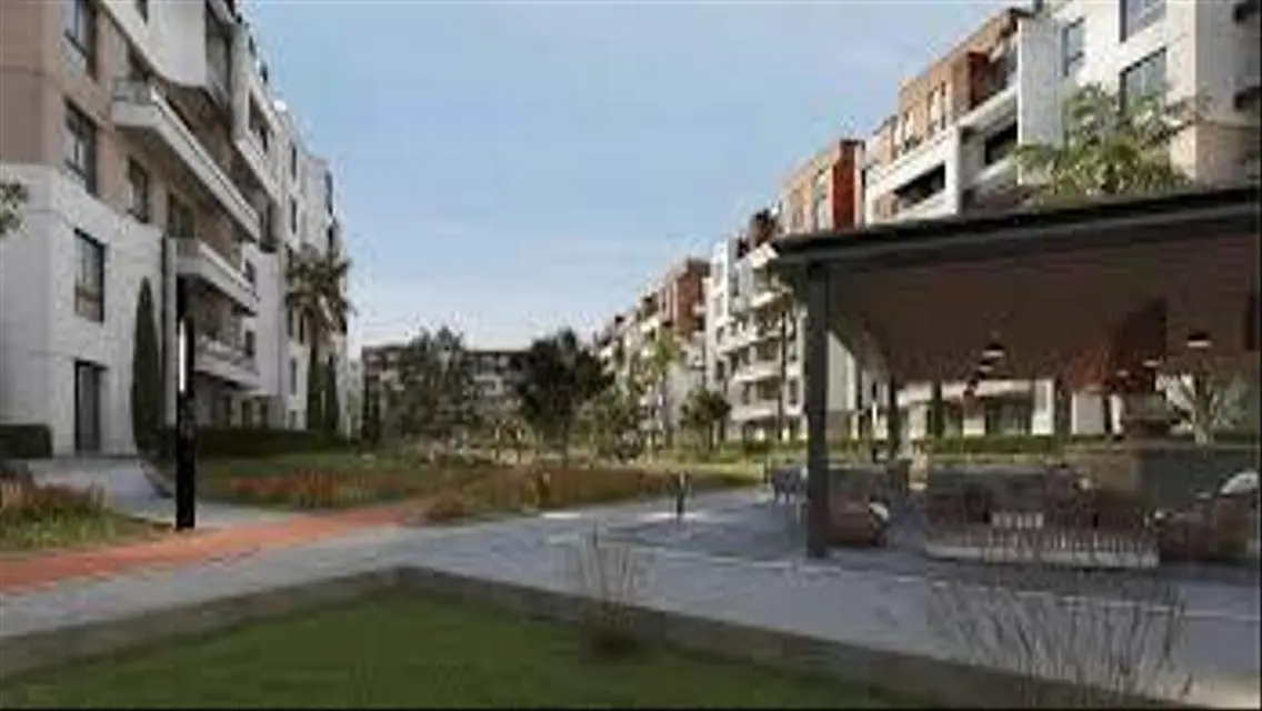 158 sqm apartment in a premium compound in Al-Nuzh