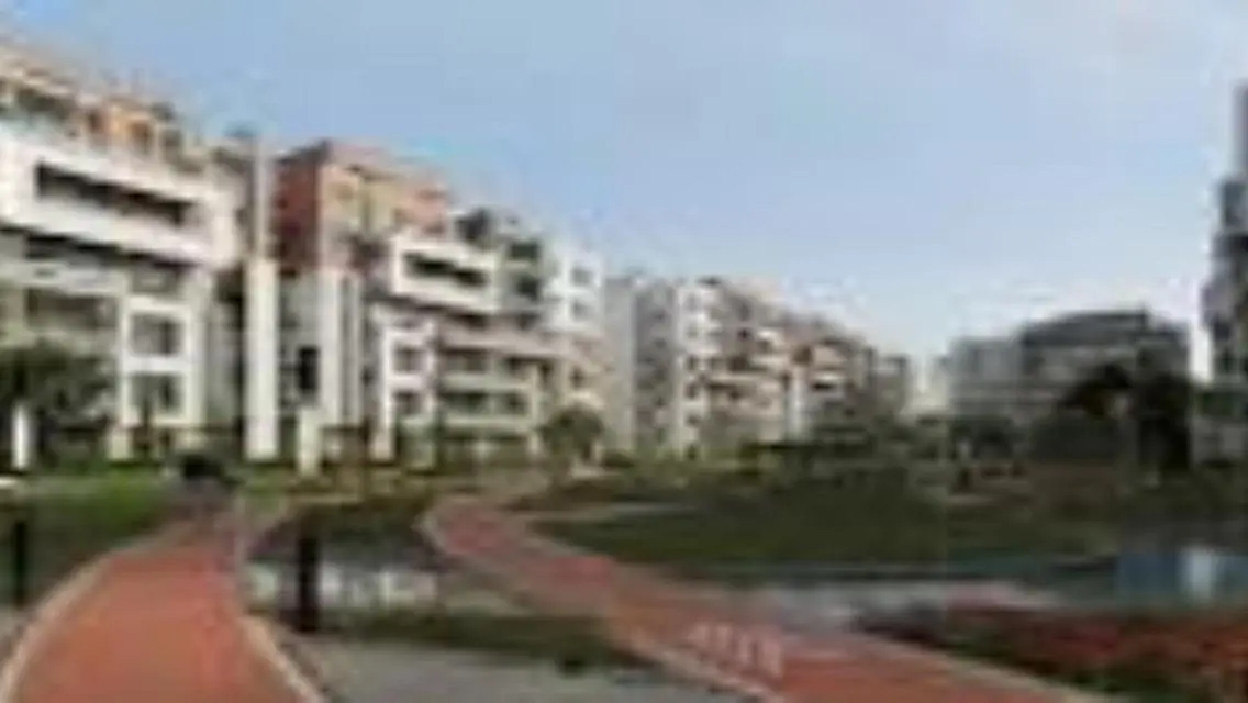 158 sqm apartment in a premium compound in Al-Nuzh