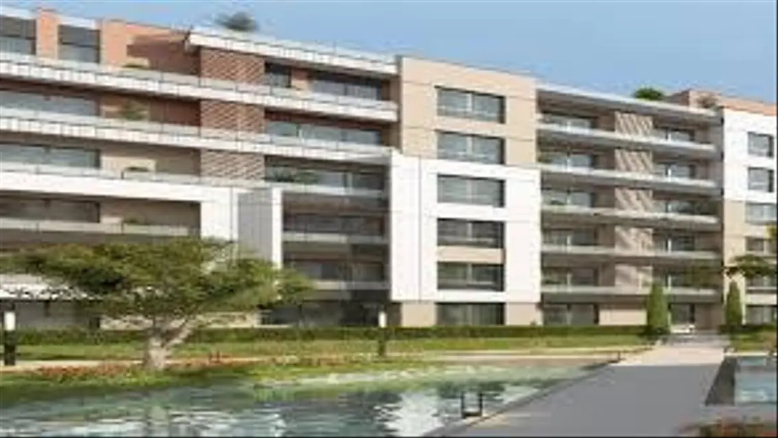 158 sqm apartment in a premium compound in Al-Nuzh