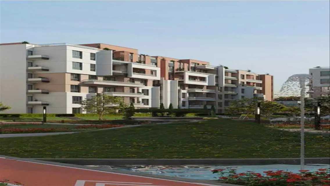 158 sqm apartment in a premium compound in Al-Nuzh
