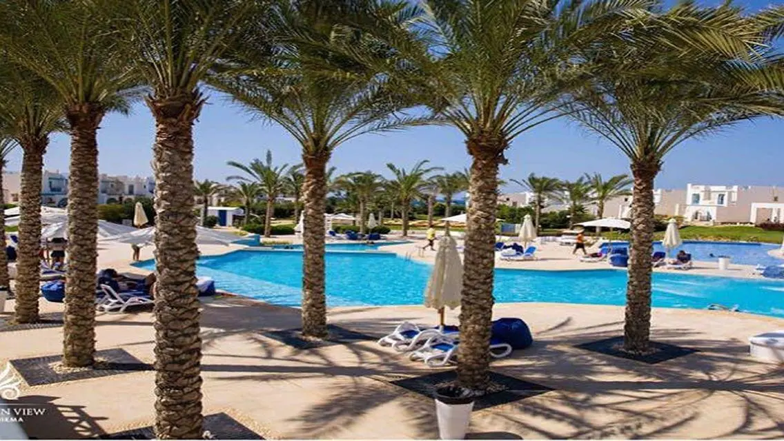 Resale 2BR penthouse fully furnished - pool view