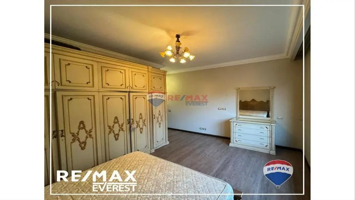 Duplex with appliances in Casa Beverly Hills