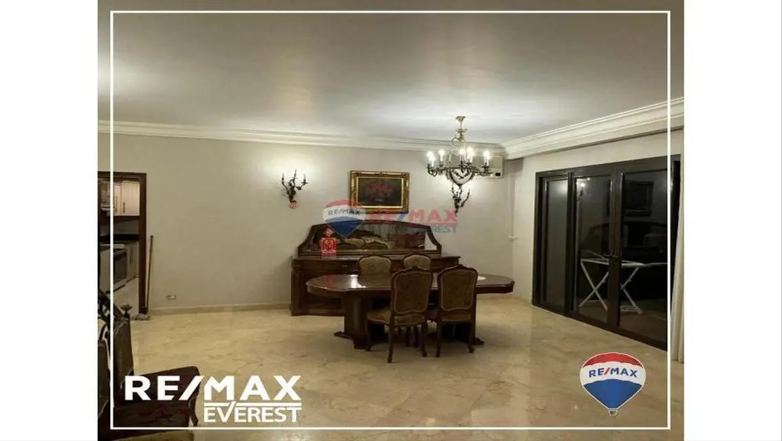 Duplex with appliances in Casa Beverly Hills