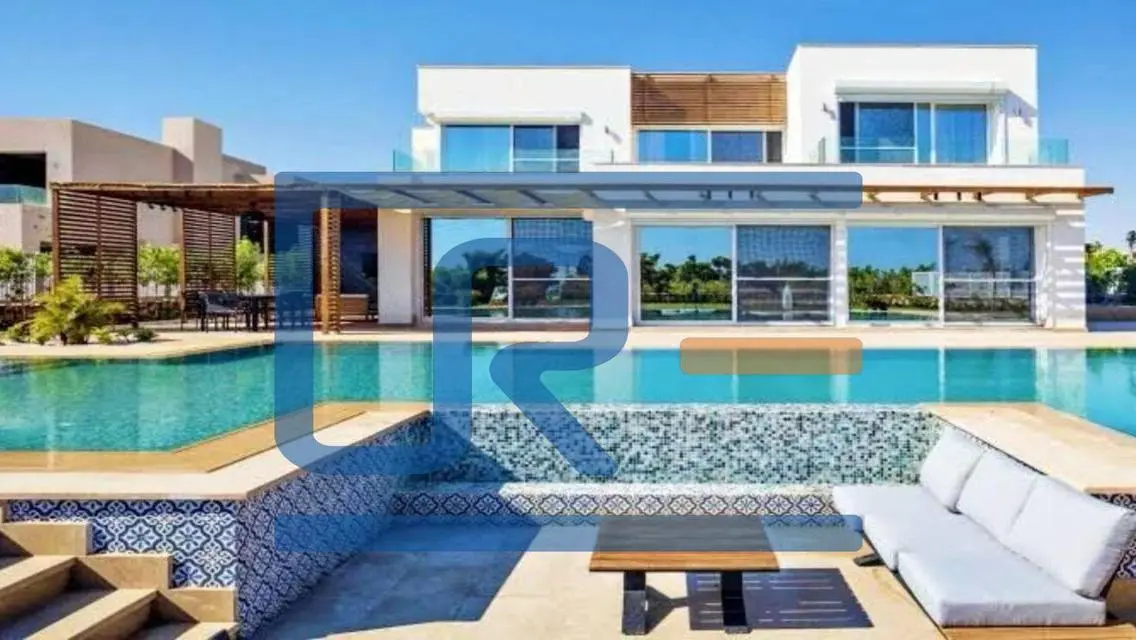 شاليه متشطب للبيع بموقع مميز في هاسيندا ووترز