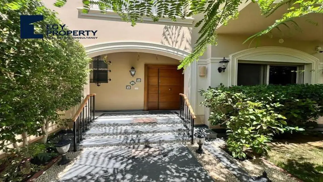 Luxury Apartment in the Prestigious El Patio 5 East Compound