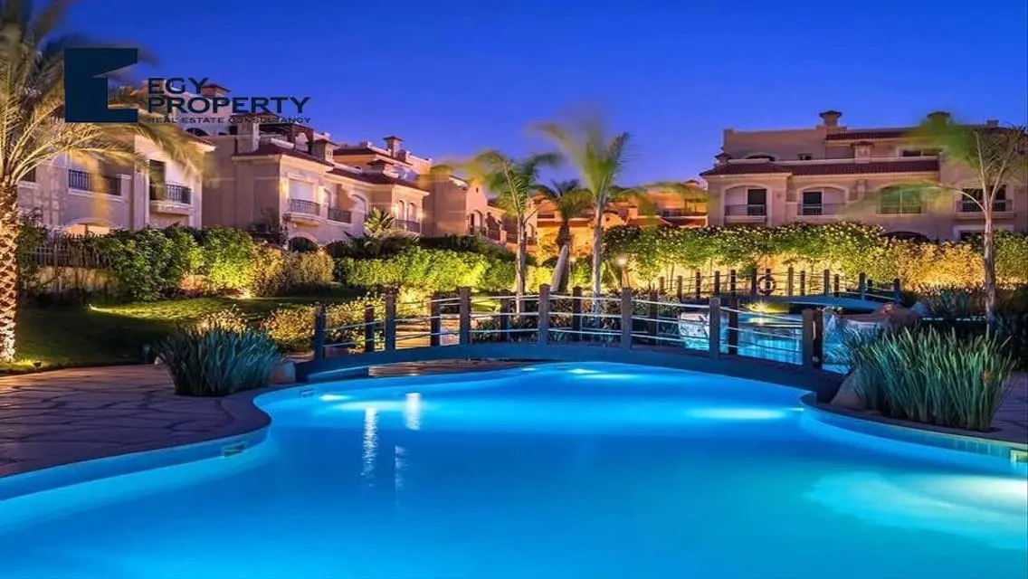 Luxury Apartment in the Prestigious El Patio 5 East Compound