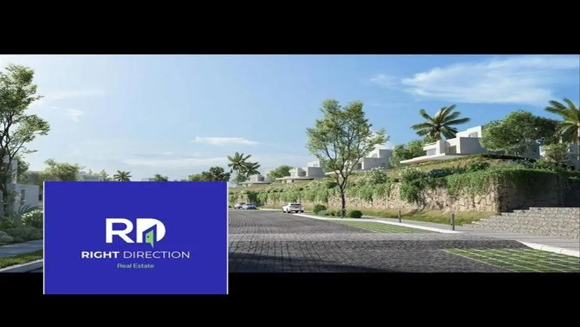 Luxurious Villa with Private Garden and Pool in Cairo