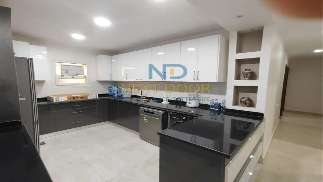 Apartment for Rent Furnished in The Square