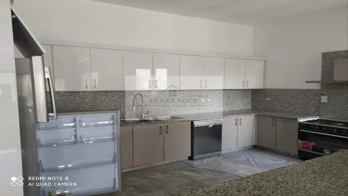 apartment for rent west golf semi furnished