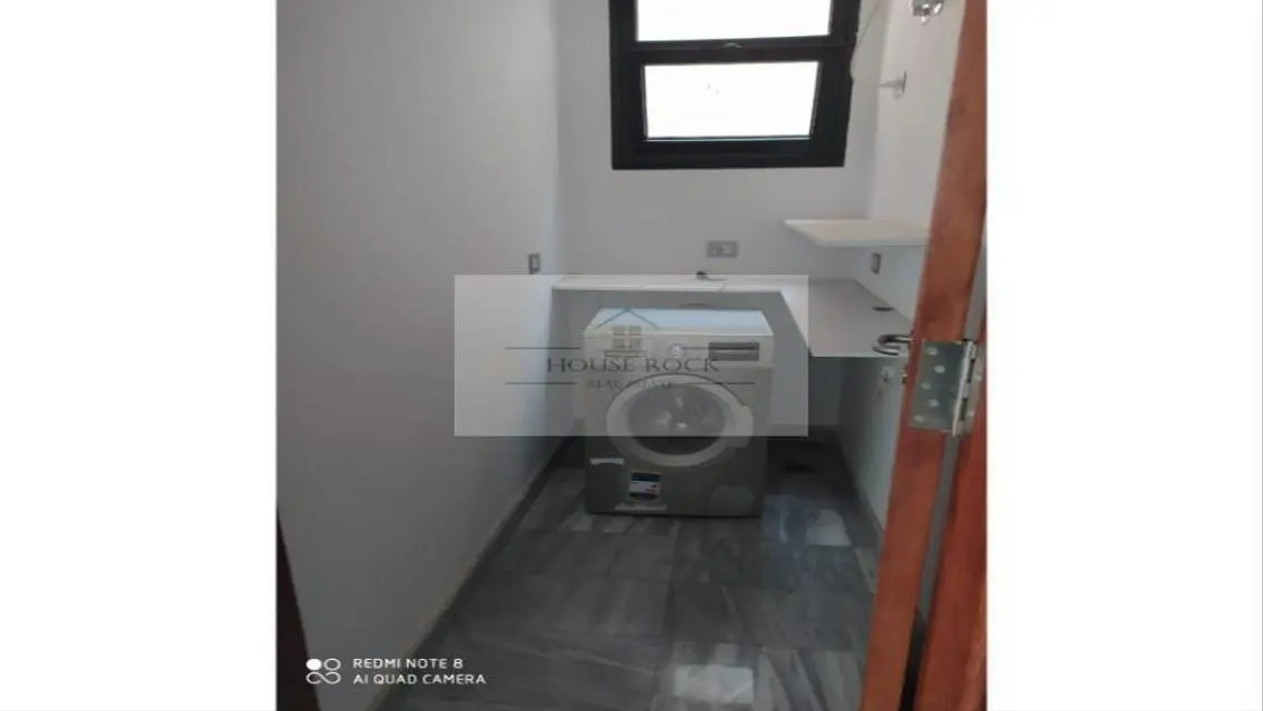 apartment for rent west golf semi furnished