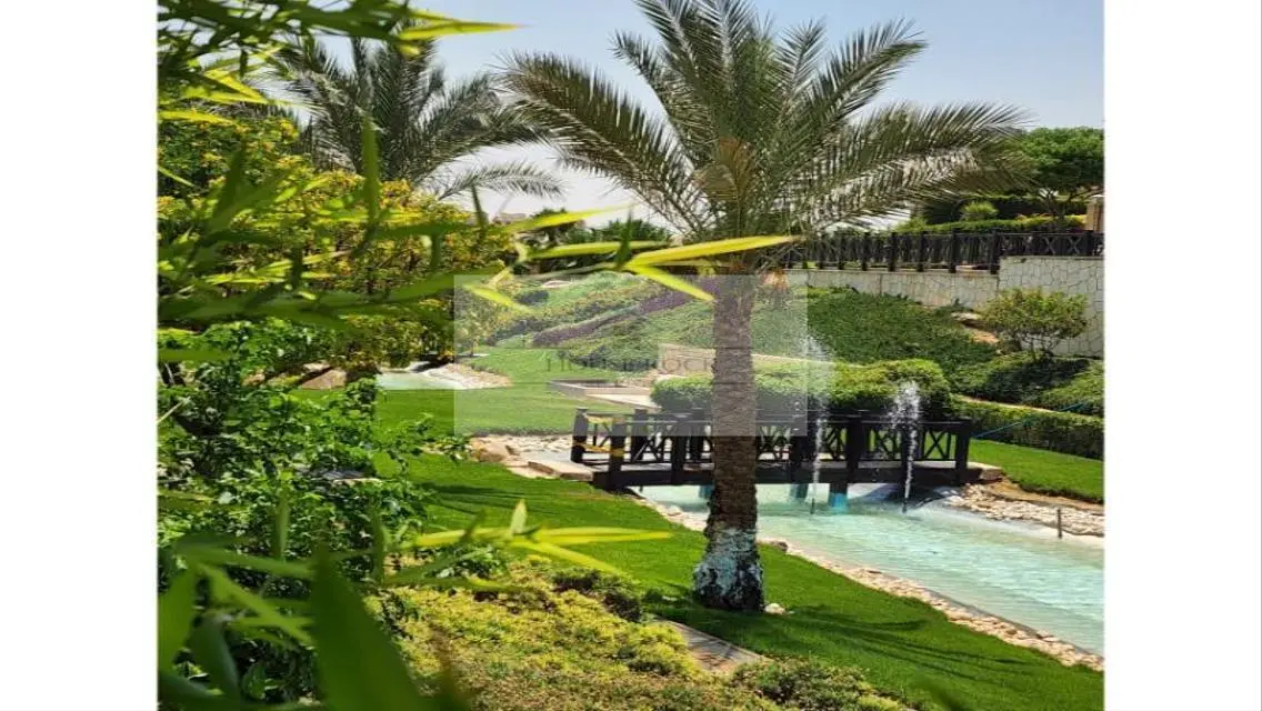 فيلا للايجار بكمبوند بارك ستون مفروش بالكامل
