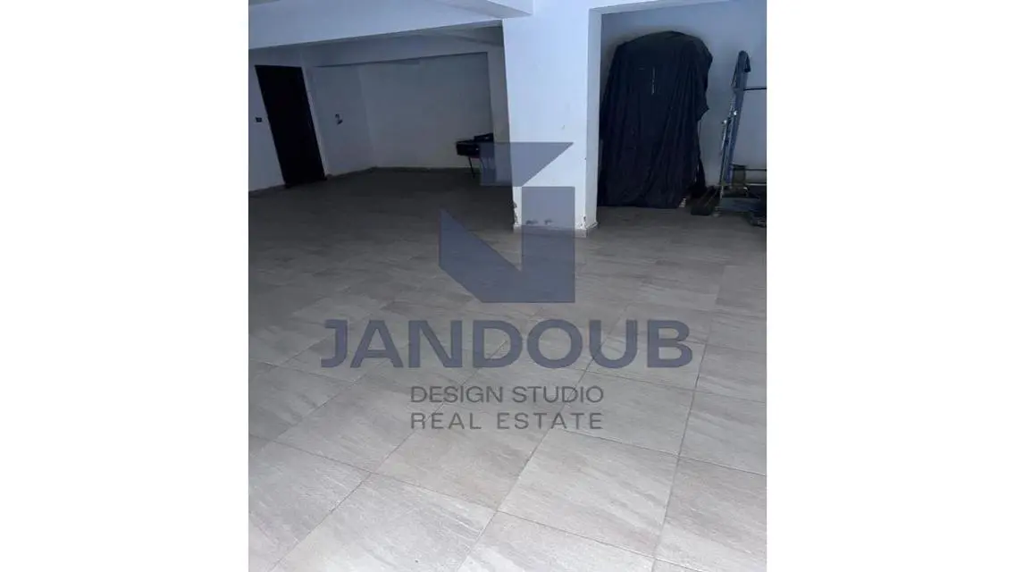 Apartment for Sale Overlooking a Landmark