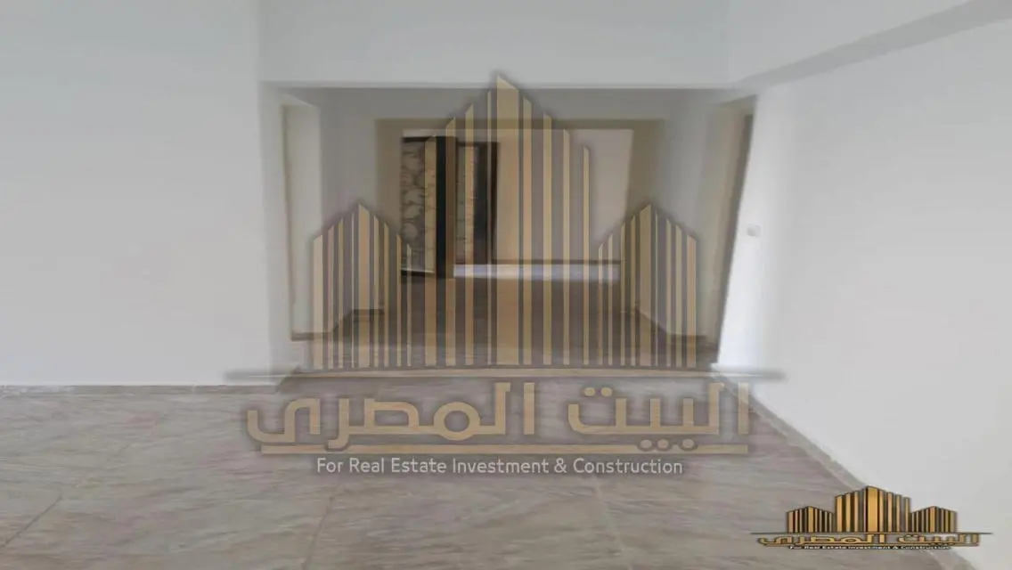 شقة فاخرة بمساحة 99 متر للبيع