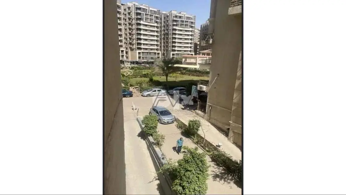 شقة للإيجار بكمبوند دارنا متشطبةسوبر لوكس باقل سعر