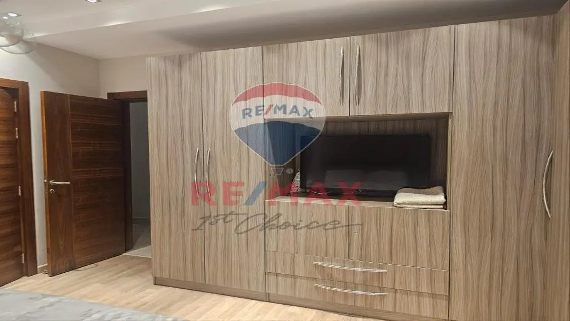 AMAZING Ground floor apartment  with garden