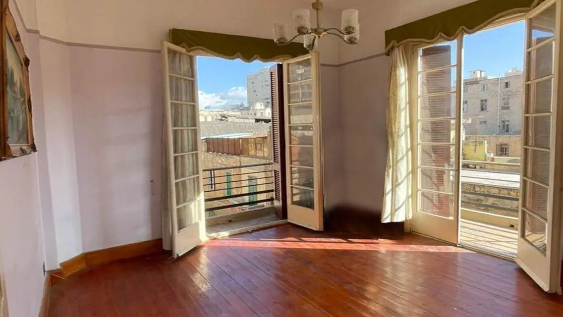 Luxury Apartment for Sale - 260 Square Meters
