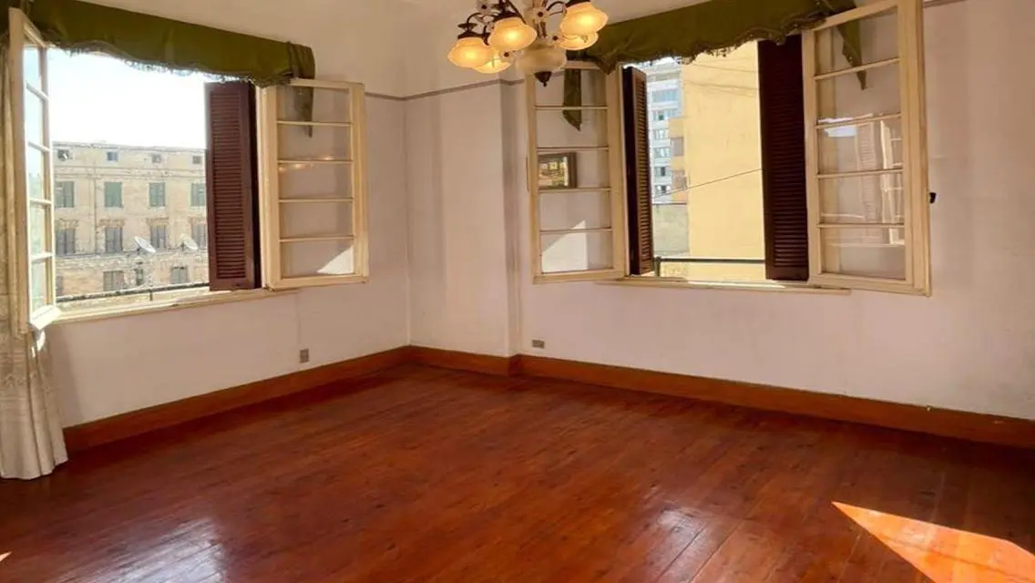 Luxury Apartment for Sale - 260 Square Meters