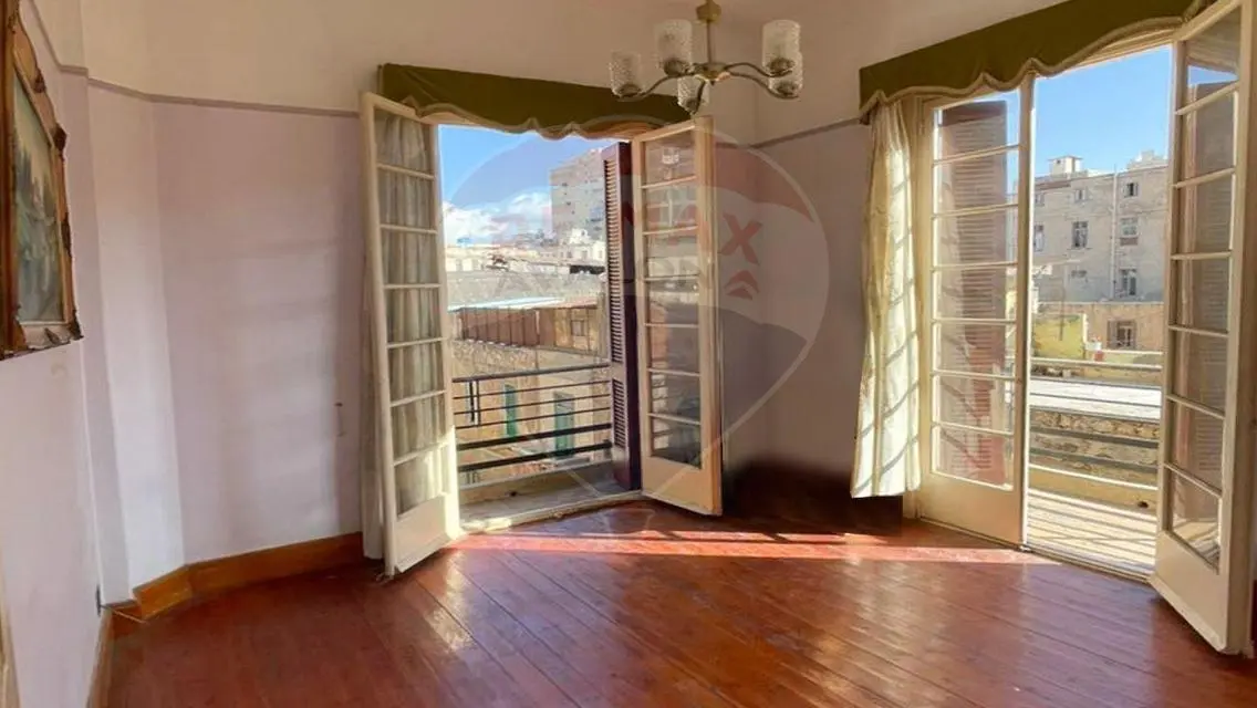 Luxury Apartment for Sale - 260 Square Meters