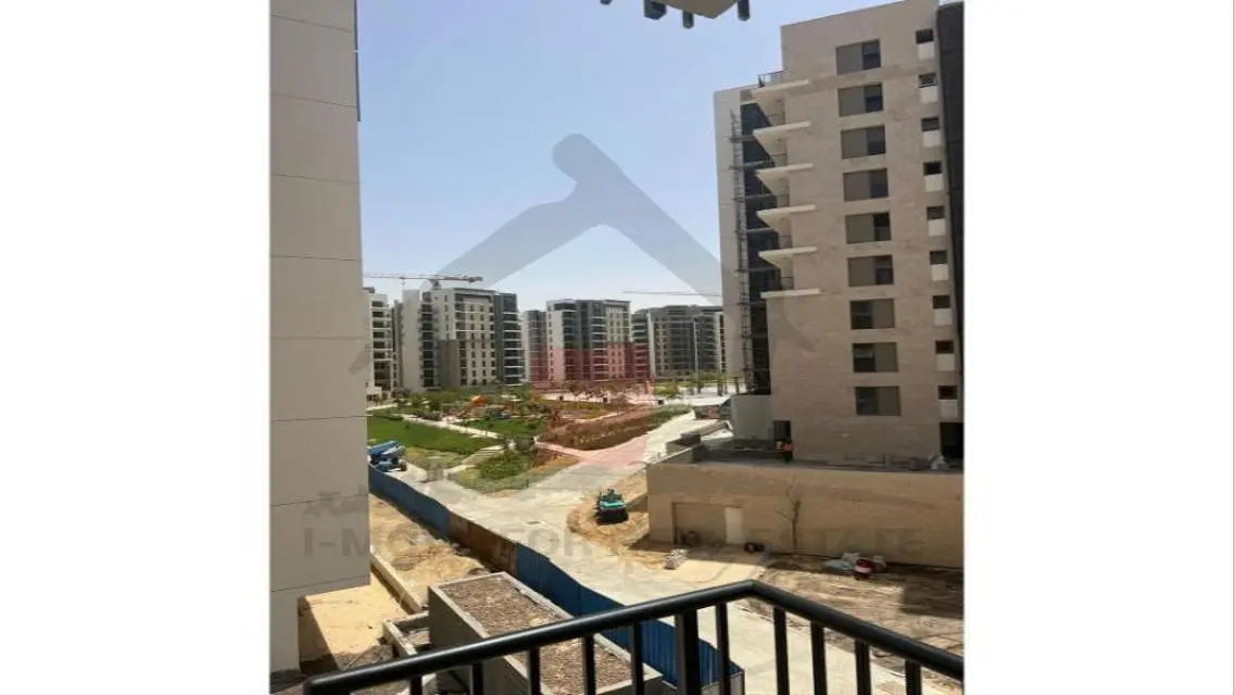 شقه بالمطبخ والتكييفات ابراج زيد الشيخ زايد
