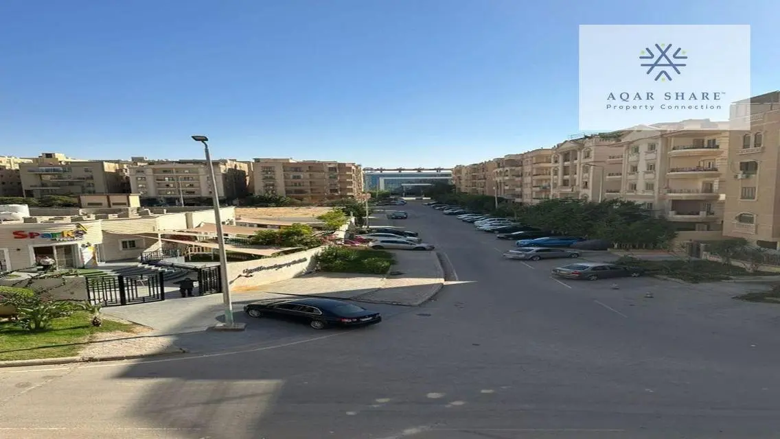 شقة 240 م لقطة على جاردن في النرجس عمارات