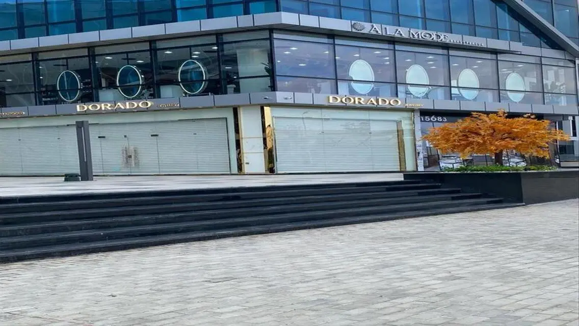 Office for rent in Ritz Mall Sheikh Zayed