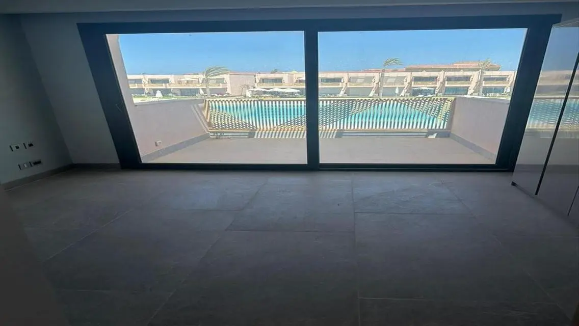 Finished Apartment+Garden With Lagoon and Sea View