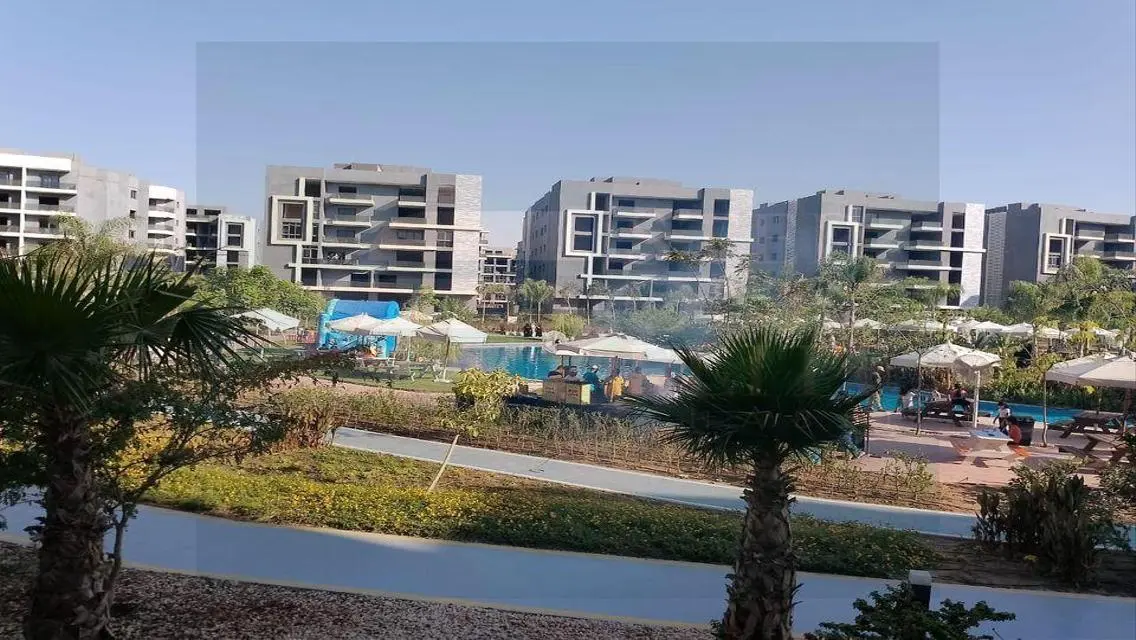 40%discount on cash apartment for sale in October