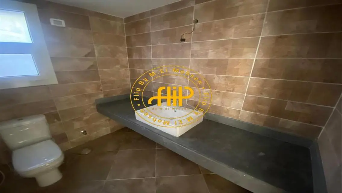 Penthouse For Sale In Amberville 238M