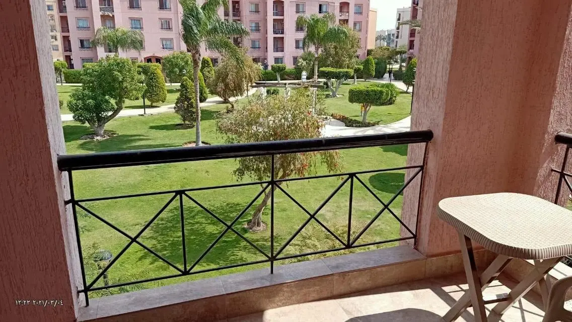 شقه للإيجار المفروش ١٠٨ م بجوار الخدمات