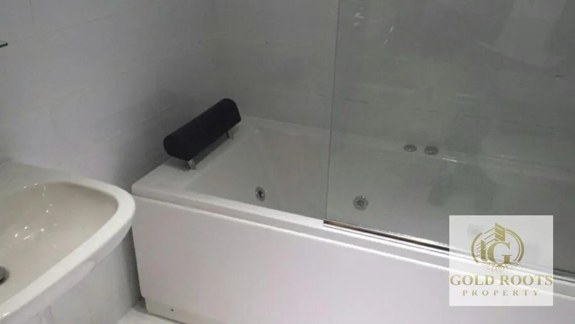apartment for sale with very low price furnished